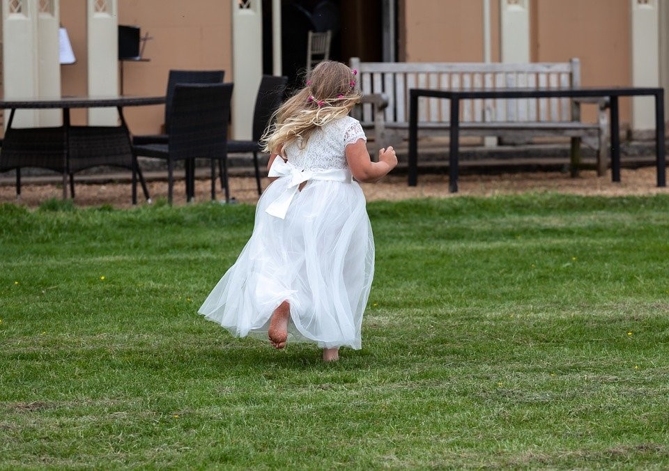 occuper les enfants pendant le mariage