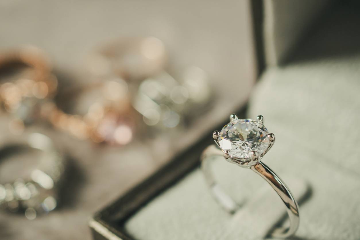 Bague de fiançailles sur mesure artisan bijoutier